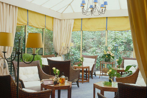 hotel garden elysees v&eacute;randa